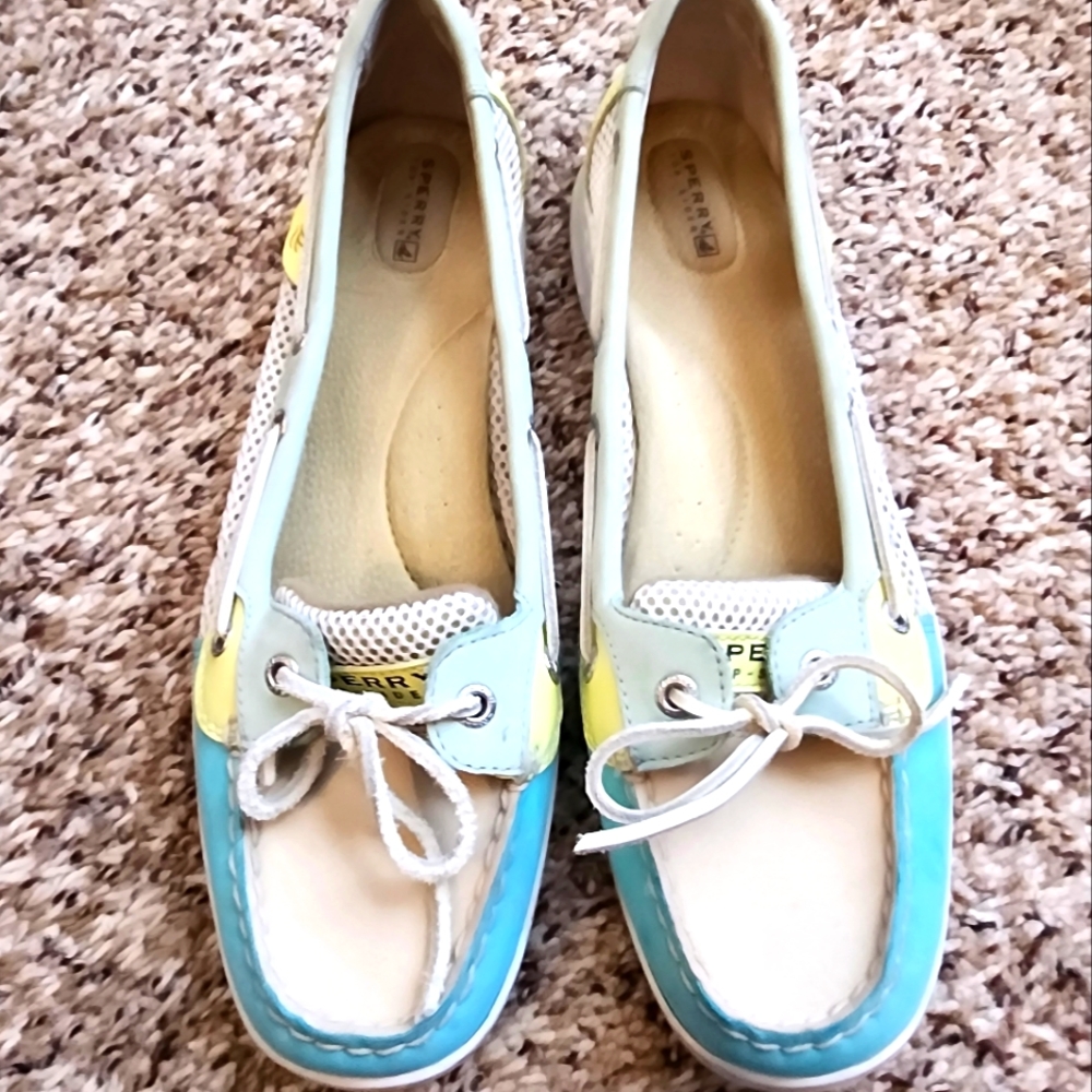 Sperry women slip on side mesh shoes Size 11